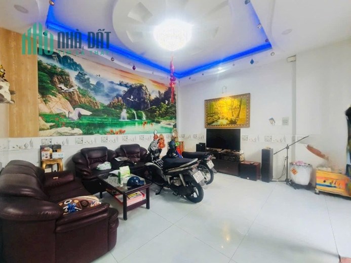 Bán Nhà Thống Nhất Gò Vấp 55m2 3 Tầng Ngang Khủngi Giá Nhỉnh 4 Tỷ