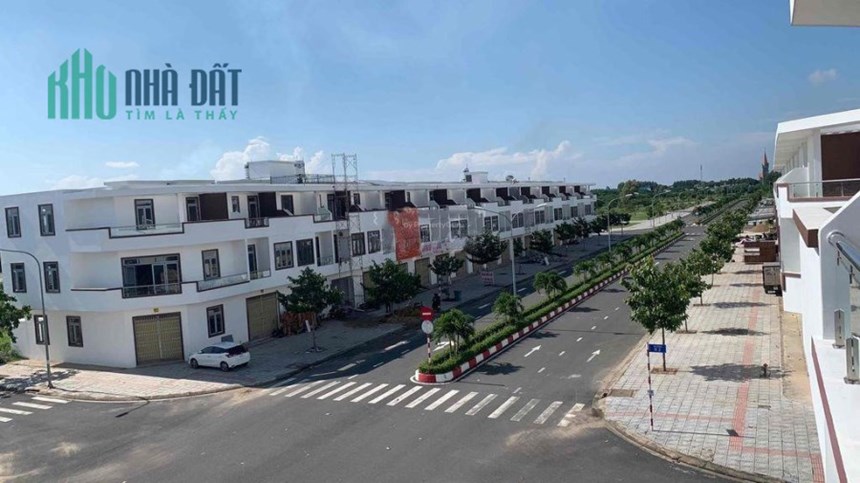 CUỐI NĂM CẦN BÁN GẤP ĐẤT HẠ GIÁ MẶT TIỀN ĐẸP GIẢM 30 % SO VỚI GIÁ GỐC.