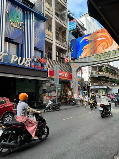 BÁN NHÀ MẶT TIỀN CỰC HIẾM  PHỐ ĐI BỘ BÙI VIỆN, P PHẠM NGŨ LÃO, QUẬN 1 - 48M2 - 6 TẦNG ( 4 X 12) -