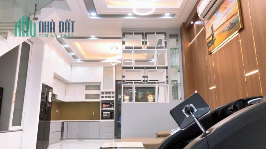 BÁN NHÀ HUỲNH TẤN PHÁT KẾ BÊN CHỢ PHÚ XUÂN, 112M2, 4 TẦNG, NHÀ MỚI Ở NGAY CHỈ 5 TỶ NHỈNH