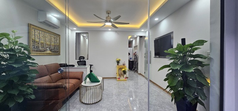Nhà Mặt Tiền ngay Đồng Nai, Tô Hiến Thành Quận 10, 53m2, Kinh Doanh