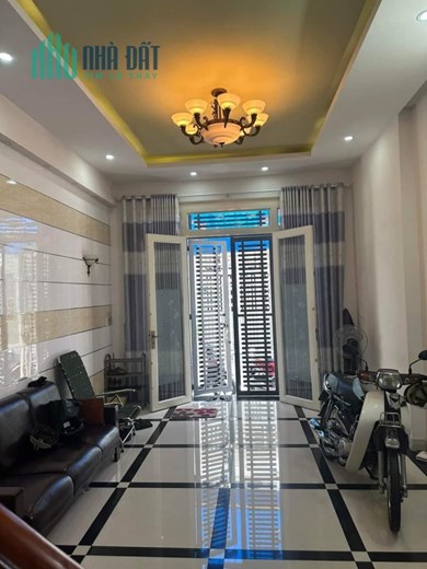 BÁN NHÀ - HƯƠNG LỘ 2 - BÌNH TÂN - HẺM 6M - 4,5MX12,5M - 4 TẦNG ĐẸP - GIẢM GIÁ BÈO