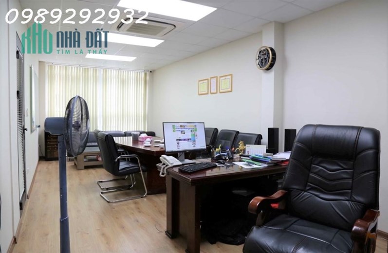 Hot,Nguyễn Phúc Lai,Hoàng Cầu.Kinh doanh sầm uất,2 oto tránh.80m x19tỷ