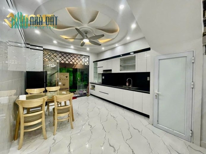 VC243. CHO THUÊ NHÀ MẶT NGÕ VĂN CAO 4 NGỦ FULL NỘI THẤT