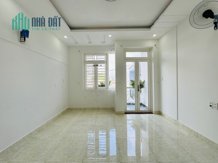 Nhà bán HXH Nguyễn Văn Lượng, Gò Vấp 4 Tầng 60m2 kế bên khu City Land đang ngộp bank 5.x tỷ TL