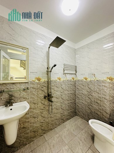 Nhà bán HXH Nguyễn Văn Lượng, Gò Vấp 4 Tầng 60m2 kế bên khu City Land đang ngộp bank 5.x tỷ TL