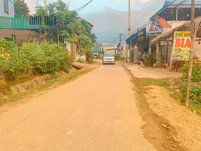 ĐẤT ĐẸP - GIÁ TỐT - Cần Bán 2 Lô Đất Vị Trí Đắc Địa Tại  huyện Phù Yên,  Sơn La