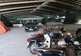 Cho thuê kho xưởng gần Cầu Mai Lĩnh, Hà Đông , Hà Nội, xe container đỗ trong kho, bảo vệ , PCCC