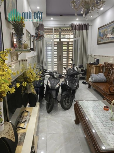 226 NGUYỄN VĂN LƯỢNG - P17 - GÒ VẤP. 4 TẦNG - 60M2 - GIÁ CHỈ 6 TỶ.HẺM XE HƠI VÀO NHÀ. SỔ HỒNG RIÊNG.