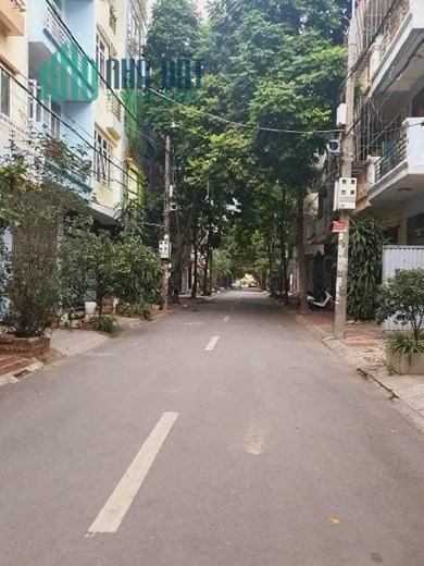PHÂN LÔ ĐA SỸ, GARA Ô TÔ, FULL NỘI THẤT, VỊ TRÍ ĐẸP