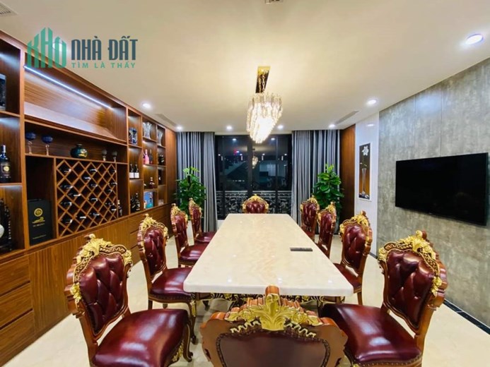 SIÊU PHẨM GIẢI PHÓNG - THANG MÁY - GARA Ô TÔ 7 CHỖ. 78M X 8T. GIÁ 18 TỶ