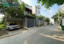 chính chủ bán nhà 1 trệt 1 lầu Đường Võ Văn Hát-Phường Long Trường Quận 9 lH 0966943807