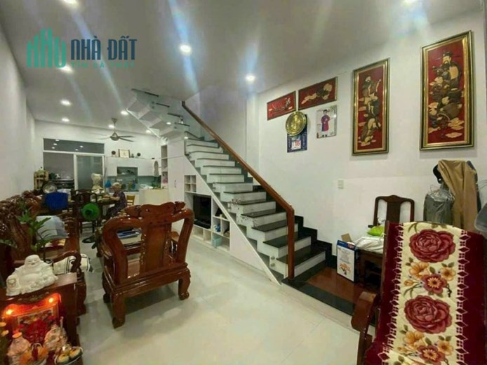chính chủ bán nhà 1 trệt 1 lầu Đường Võ Văn Hát-Phường Long Trường Quận 9 lH 0966943807
