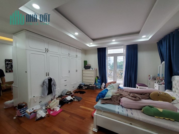 BIỆT GẦN 300M2, TRUNG TÂM GÒ VẤP - SỔ ĐẸP, GIÁ  TỐT