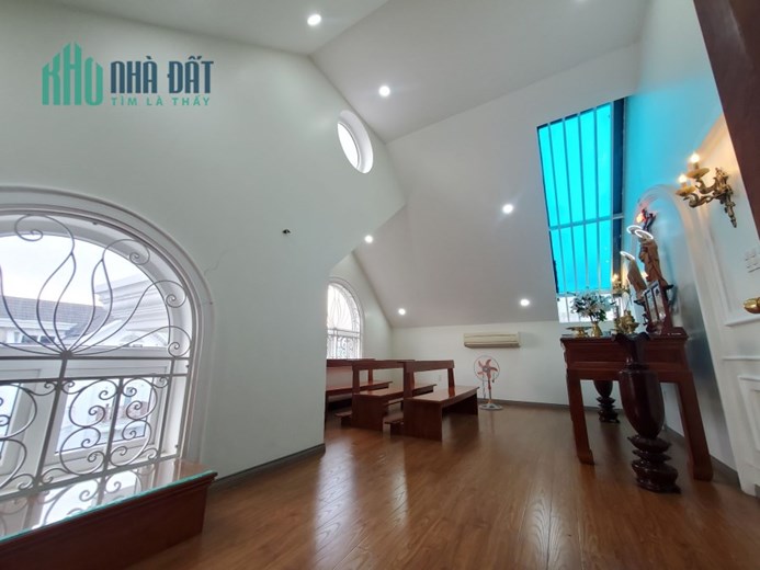BIỆT GẦN 300M2, TRUNG TÂM GÒ VẤP - SỔ ĐẸP, GIÁ  TỐT