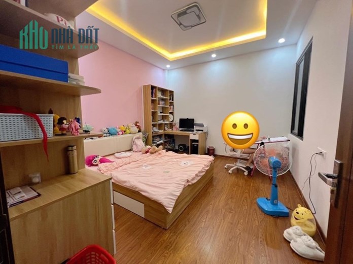 Cho thuê nhà Nguyễn Tuân , Thanh Xuân NHÀ MỚI ĐẸP 85mx5T oto Thang máy VP spa ở ngay hơn 30 tr