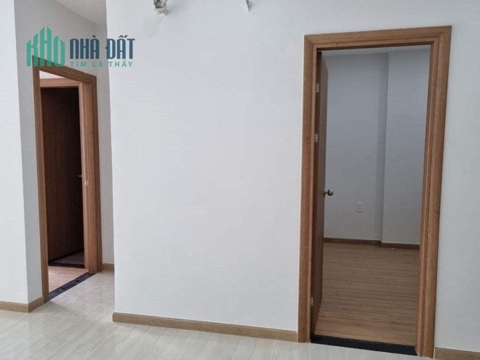 NGỘP BANK Cần bán gấp căn 2 phòng ngủ Bcons Green View giá rẻ nhất dự án