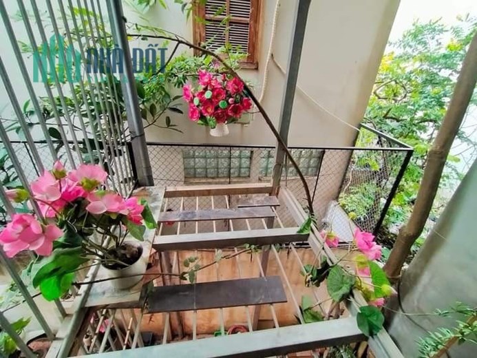 Bán nhà Bồ Đề, Long Biên 56m , oto ,KD, giá 3,6ty .