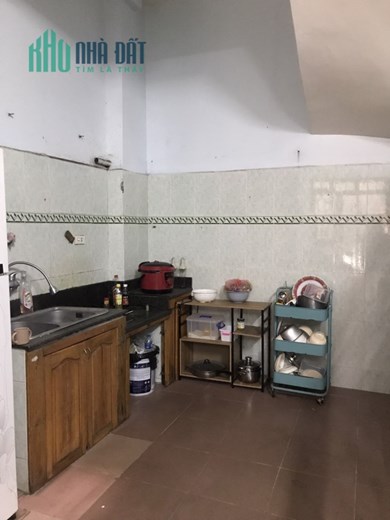 Cho thuê nhà 45m 5 tầng Hoàng Quốc Việt Cầu Giấy. Gồm 5PN 5WC.hơn 10 tr 0854555533