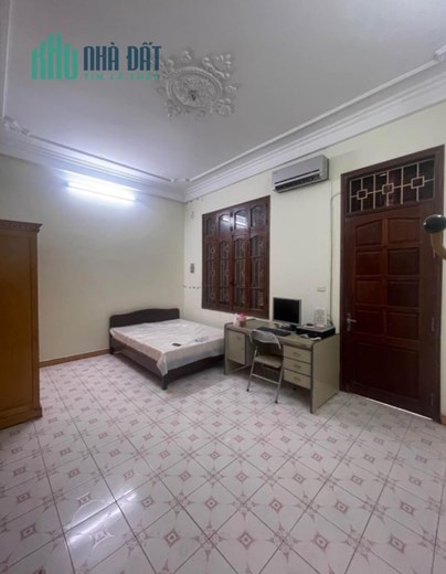 RẺ !! Cho thuê nhà Trần Quốc Hoàn, Cầu Giấy 50MX4T 5PN VP kho lớp học ở ngay hơn 10 tr