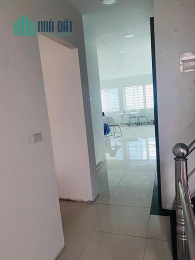 Bán gấp nhà Xã Đàn 76m2, 7 Tầng Thang Máy, Vỉa hè Kinh Doanh giá 6x Tỷ