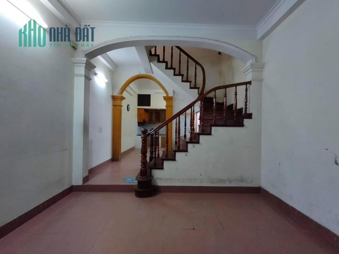 (TUYỆT VỜI) Cho thuê nhà Trần Duy Hưng , Cầu Giấy  45mx4T oto KD VP ở ngay hơn 10 tr