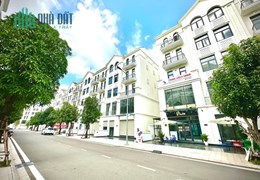 NHÀ PHỐ ĐÁNG SỞ HỮU VINHOMES GRAND PARK GIÁ SỐC 17.X TỶ