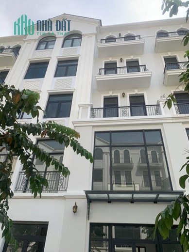 NHÀ PHỐ ĐÁNG SỞ HỮU VINHOMES GRAND PARK GIÁ SỐC 17.X TỶ