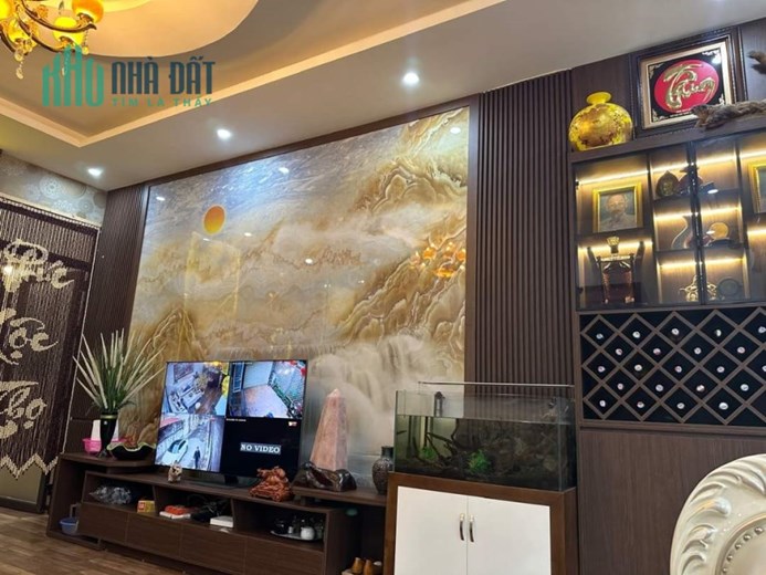 AEON MALL LONG BIÊN, PHỐ NGUYỄN VĂN LINH, Ô TÔ TRÁNH 100M X 3 TẦNG X MT 5.4M. GÍA 9 TỶ