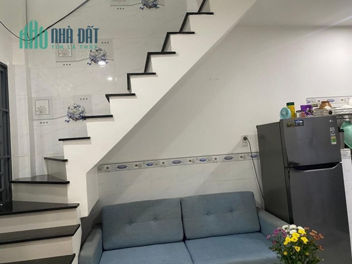 NHỈNH 1 TỶ - NHÀ MỚI ĐEP. SHR. TRUNG TÂM Q7. ĐỐI DIỆN LOTTER MART
