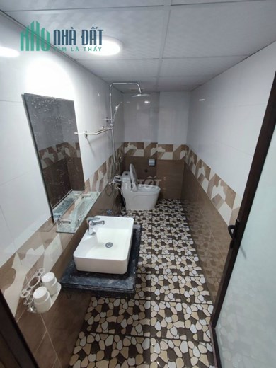 Cần bán nhà mới xây 4 tầng, Đông La Hoài Đức, Hà Nội