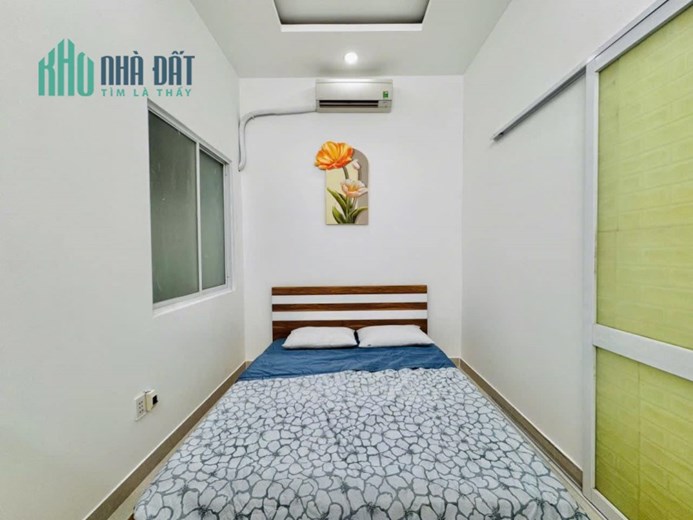HẺM 440THỐNG NHẤT, 2 TẦNG BTCT,4.25x9.5,TẶNG FULL NỘI THẤT NHẬP KHẨU, SỔ ĐẸP HOÀN CÔNG ĐỦ
