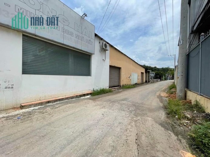 Bán căn gốc nhà mặt bằng kinh doanh đường quốc lộ 14  thuộc Định Hòa, Thủ Dầu Một