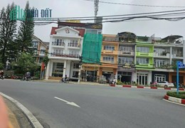 Bán khách sạn mặt tiền Yersin cách hồ Xuân Hương 100m