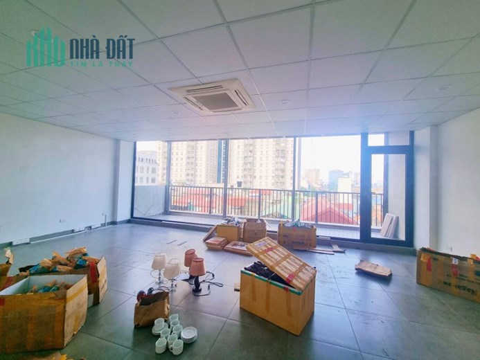 Bán tòa nhà mới xây ngõ 38 phố Yên Lãng, lô góc, vỉa hè, ô tô, DT 80m2 x 8 tầng thang máy , MT8m.