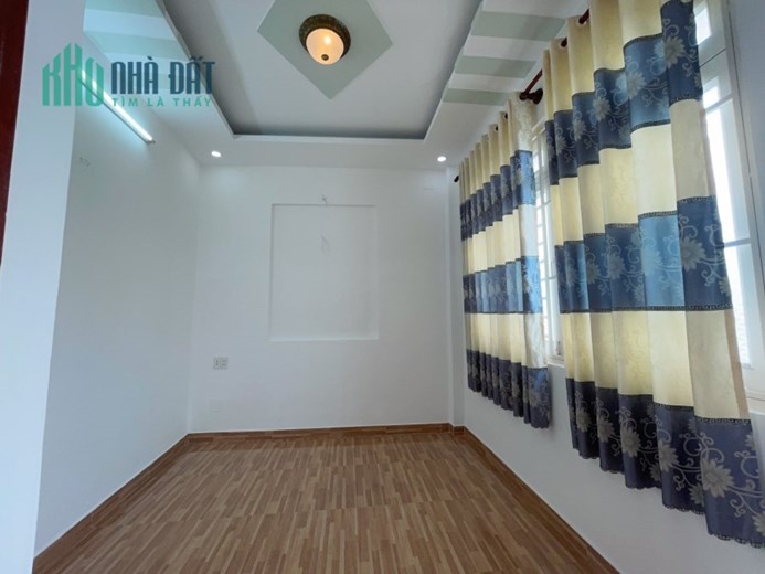 Cần bán nhà 4 lầu hẻm xe tải ngang 5,5m sổ vuông đẹp đường Thống Nhất, Gò Vấp