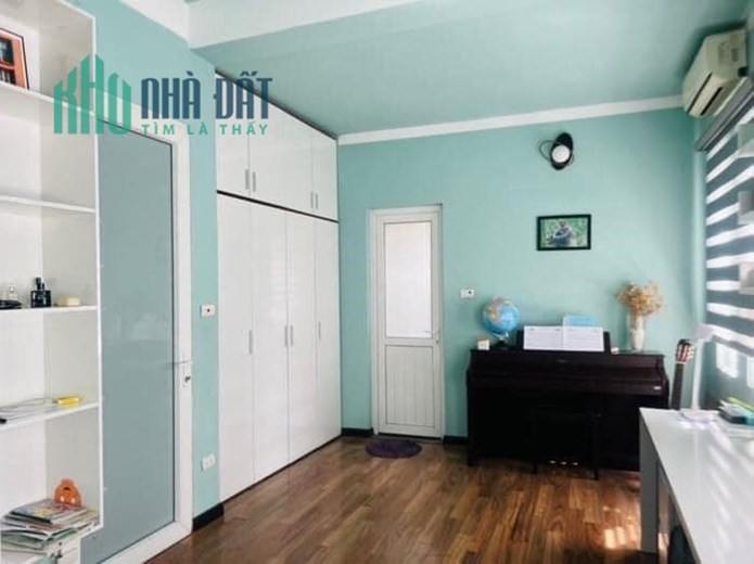 Bán nhà ngõ 242 Khương Đình 42m x 5 tầng, mt: 3.5m, kinh doanh nhỏ