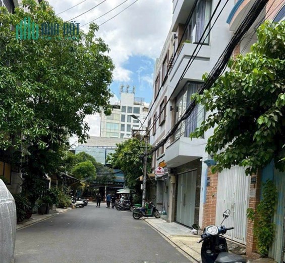 Bán gấp nhà Hẻm đẹp hẻm 8m Hoàng Hoa Thám, p12, Tân Bình, 56m2, 8,2 tỷ