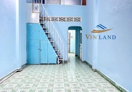 Cho thuê nhà 2PN có sân trồng rau nuôi gà gần chợ cổng 10 Long Bình