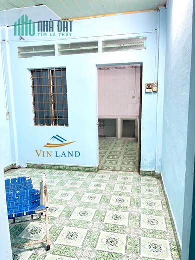 Cho thuê nhà 2PN có sân trồng rau nuôi gà gần chợ cổng 10 Long Bình