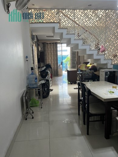 Nhà ở đường Phú Thọ Hoà Q. Tân Phú Tp HCM, 100m2, 3 tầng, 4m x 25m giá 7.9 tỷ