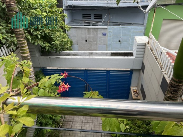 Nhà ở đường Phú Thọ Hoà Q. Tân Phú Tp HCM, 100m2, 3 tầng, 4m x 25m giá 7.9 tỷ