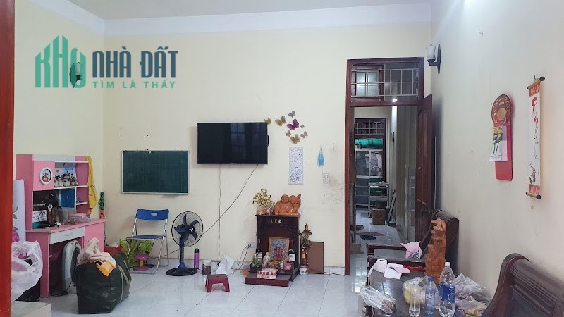 Nhà ở khu chợ Vải Phú Thọ Hòa Quận Tân Phú 100m2, 4 tầng, 5m x 20m giá 9 tỷ hơn