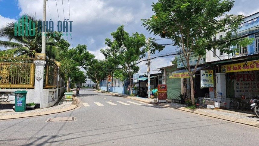 Nhà Xưởng ở Xuân Thới Thượng Hóc Môn Tp Hồ Chí Minh, 2.000m2, 2 mặt tiền