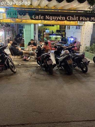 Sang gấp quán cafe tại địa chỉ 60/5 Lâm Văn Bền, Q7, TP Hồ Chí Minh