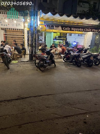Sang gấp quán cafe tại địa chỉ 60/5 Lâm Văn Bền, Q7, TP Hồ Chí Minh