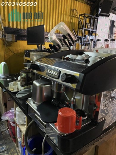 Sang gấp quán cafe tại địa chỉ 60/5 Lâm Văn Bền, Q7, TP Hồ Chí Minh