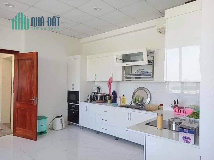 Bán Nhà Phố Võng Thị Quận Tây Hồ. 110m Xây 9 Tầng Mặt Tiền 6.5m Nhỉnh 58 Tỷ. Cam Kết Ảnh Thật Mô Tả