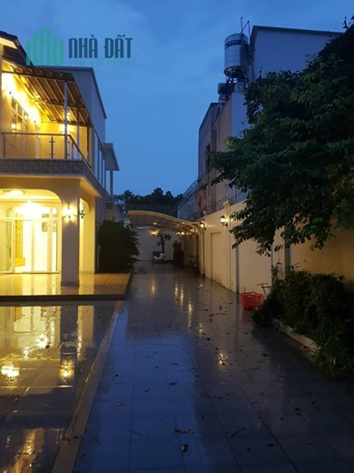 Biệt Thự Vườn 1000m2, 17m x 60m, Sân vườn kinh doanh Cafe giá chỉ 28 triệu 1m2.
