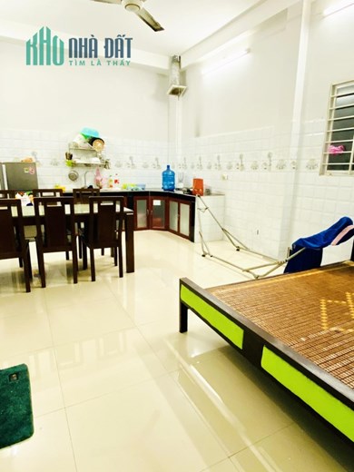 Mặt tiền kinh doanh 126m2, 3 tầng, 4m x 31.5m Tân Xuân Hóc Môn
